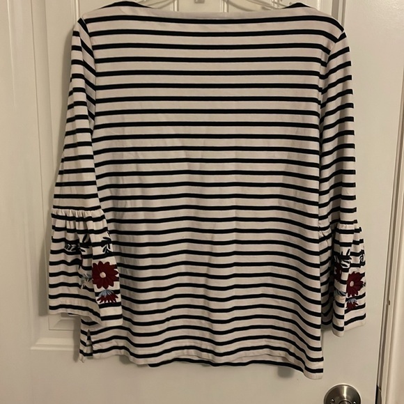 J. Crew Women’s Med. Embroidered Floral&Stripes Top Bell Sleeve Black‎ White - Picture 5 of 8